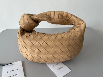 Makersluxes - Latest - 7021