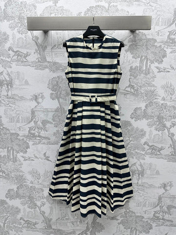 Makersluxe - MXA Women Clothes - 137