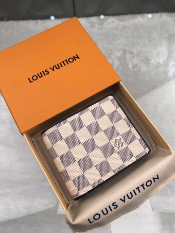 Makersluxe - Louis Vuittons  - 10964