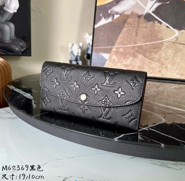 Makersluxe - LOV Wallets - 136