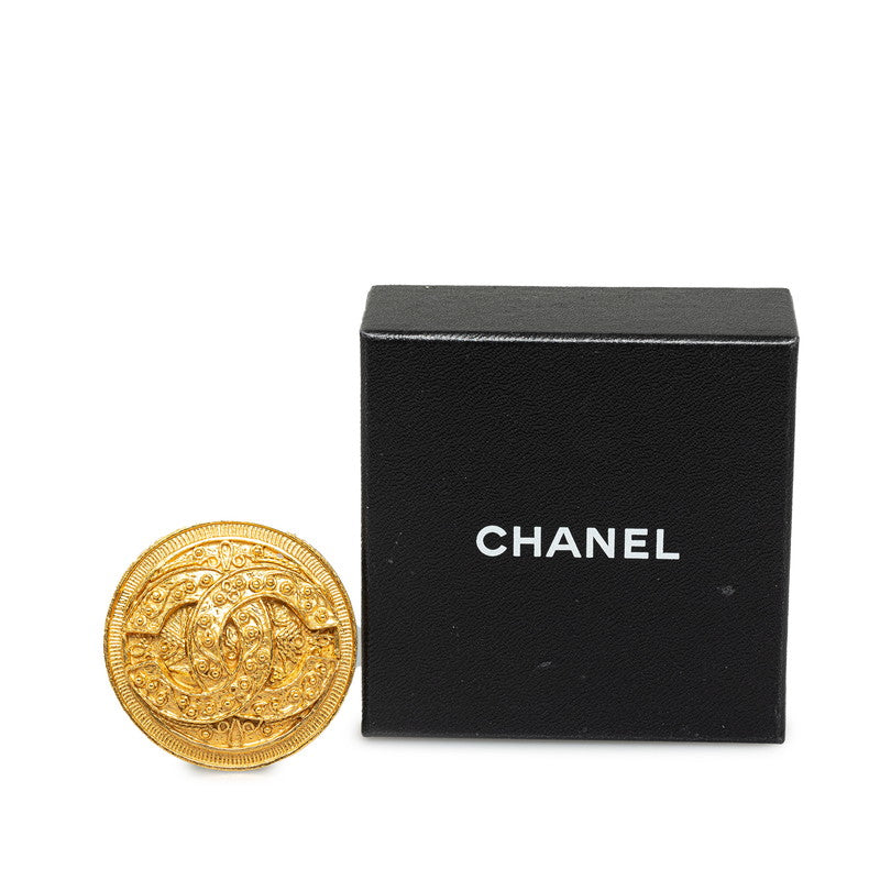 Chanel CC Medallion  Metal Brooch in Excellent condition