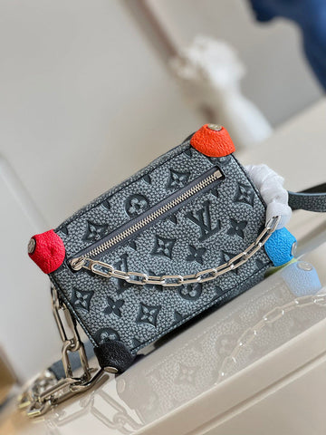 LOV - MLB - 1109