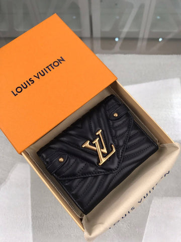 Makersluxe - Louis Vuittons  - 9146