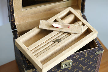 Makersluxe - Louis Vuittons  - 9515