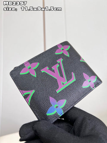 LOV - MLB - 058