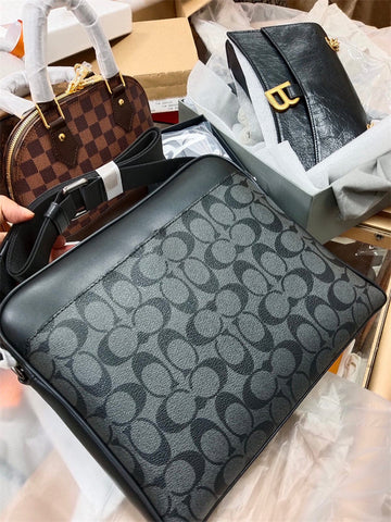 Makersluxe - LOV Bags - 421