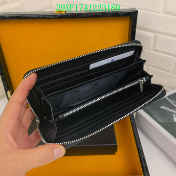 Makersluxeras - PD Wallet - 194