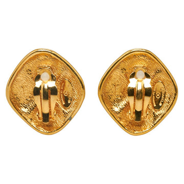 Chanel Matelasse Clip On Earrings Metal Earrings in Good condition