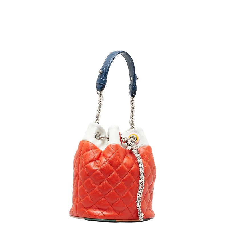 Chanel Quilted Leather Bucket Handbag Leather Handbag in Good condition