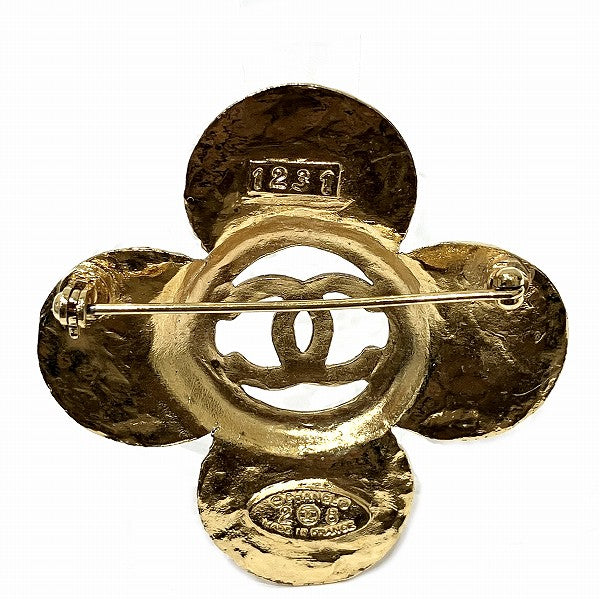 Chanel CC Flower Frame Brooch Metal Brooch in Good condition