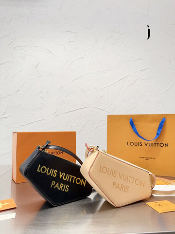Makersluxe - Louis Vuittons  - 14919