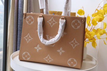 LOV - MLB - 1032