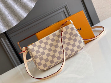 Makersluxe Fashion Lu-Vi bags - 17061