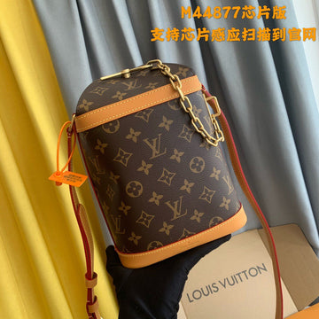 Makersluxeras - Latest - 3559