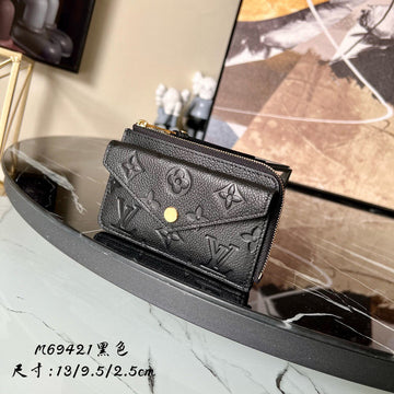 Makersluxe - LOV Wallets - 171