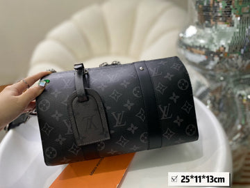 Makersluxe - Louis Vuittons  - 15065
