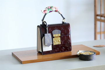 Makersluxe Fashion Lu-Vi bags - 8051