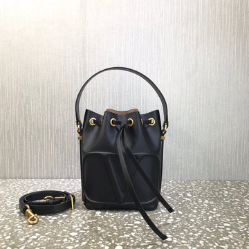 Makersluxe Fashion - VLN Bags - 581