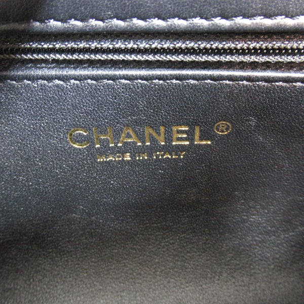 Chanel Quilted Leather 22B Heart Charms Mini Flap Bag Leather Crossbody Bag AS3456 in Good condition