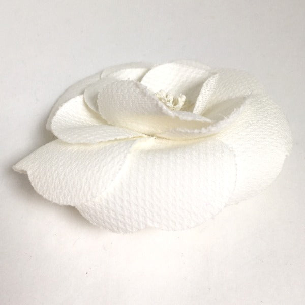 CHANEL Brooch Other white corsage Camelia flour Women Used