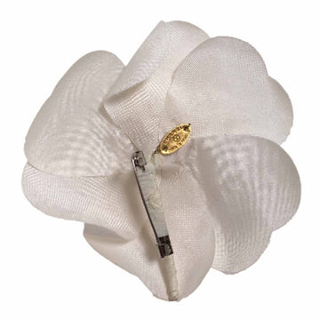 CHANEL Brooch Not specified white Brooch Camelia corsage Women Used