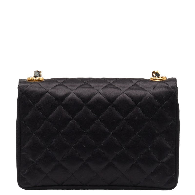 Chanel Quilted Velvet Flap Bag Canvas Shoulder Bag in Good condition