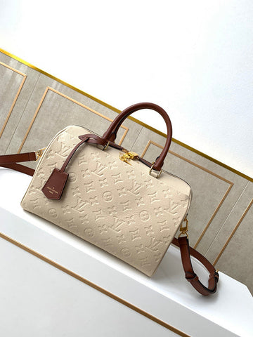 Makersluxeras - Latest - 1805