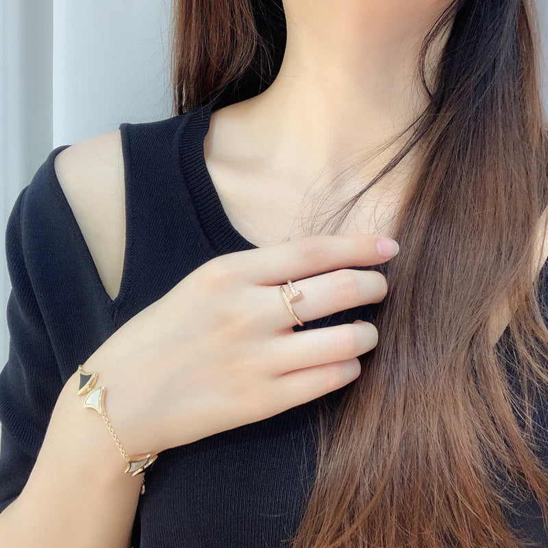 Makersluxe - CRA Jewelry - 105