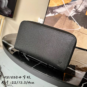 Makersluxe - LOV Wallets - 183