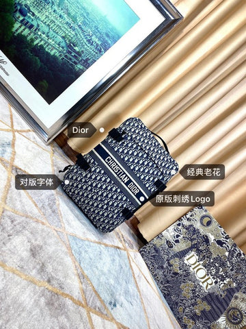 Makersluxe - Travel Bags - 736