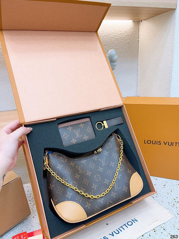 Makersluxe - Louis Vuittons  - 14975
