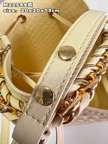Makersluxe - Louis Vuittons  - 15486