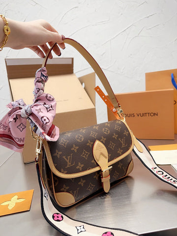 Makersluxe - Louis Vuittons  - 15119