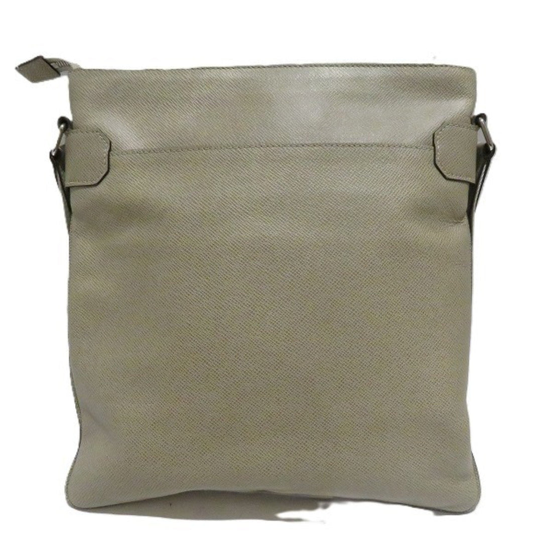 Louis Vuitton Taiga  Taiga Leather Shoulder Bag