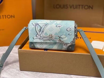 Makersluxe - Louis Vuittons  - 15258