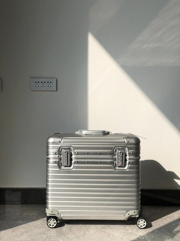 Makersluxe - Travel Bags - 710