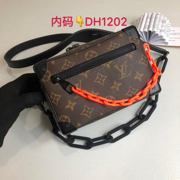 MLB Fashion Lu-Vi bags - 1976