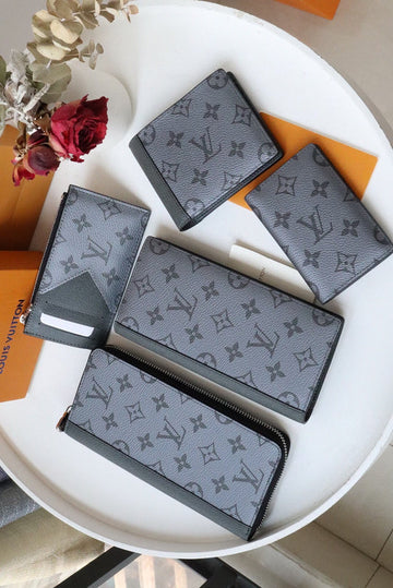 Makersluxe - LOV Wallets - 159