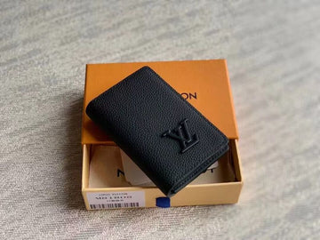 LOV - MLB - 529