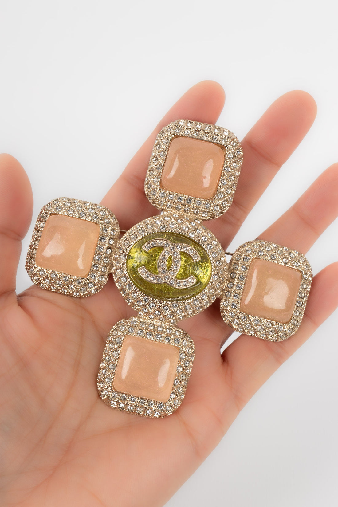 Broche Chanel 2020