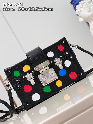 Makersluxe - Louis Vuittons  - 15388
