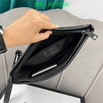 Makersluxeras - PD Wallet - 131