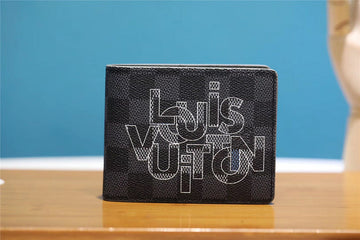 Makersluxe - Louis Vuittons  - 10959