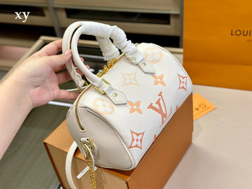 Makersluxe - Louis Vuittons  - 15004
