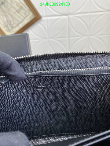 Makersluxeras - PD Wallet - 377