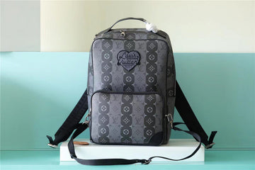 Makersluxe - Louis Vuittons  - 10244