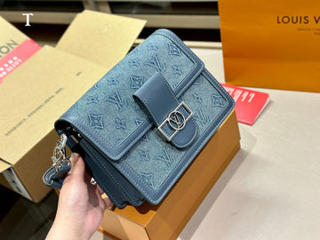 Makersluxe - Louis Vuittons  - 15094