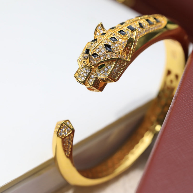 Makersluxe - CRA Jewelry - 162