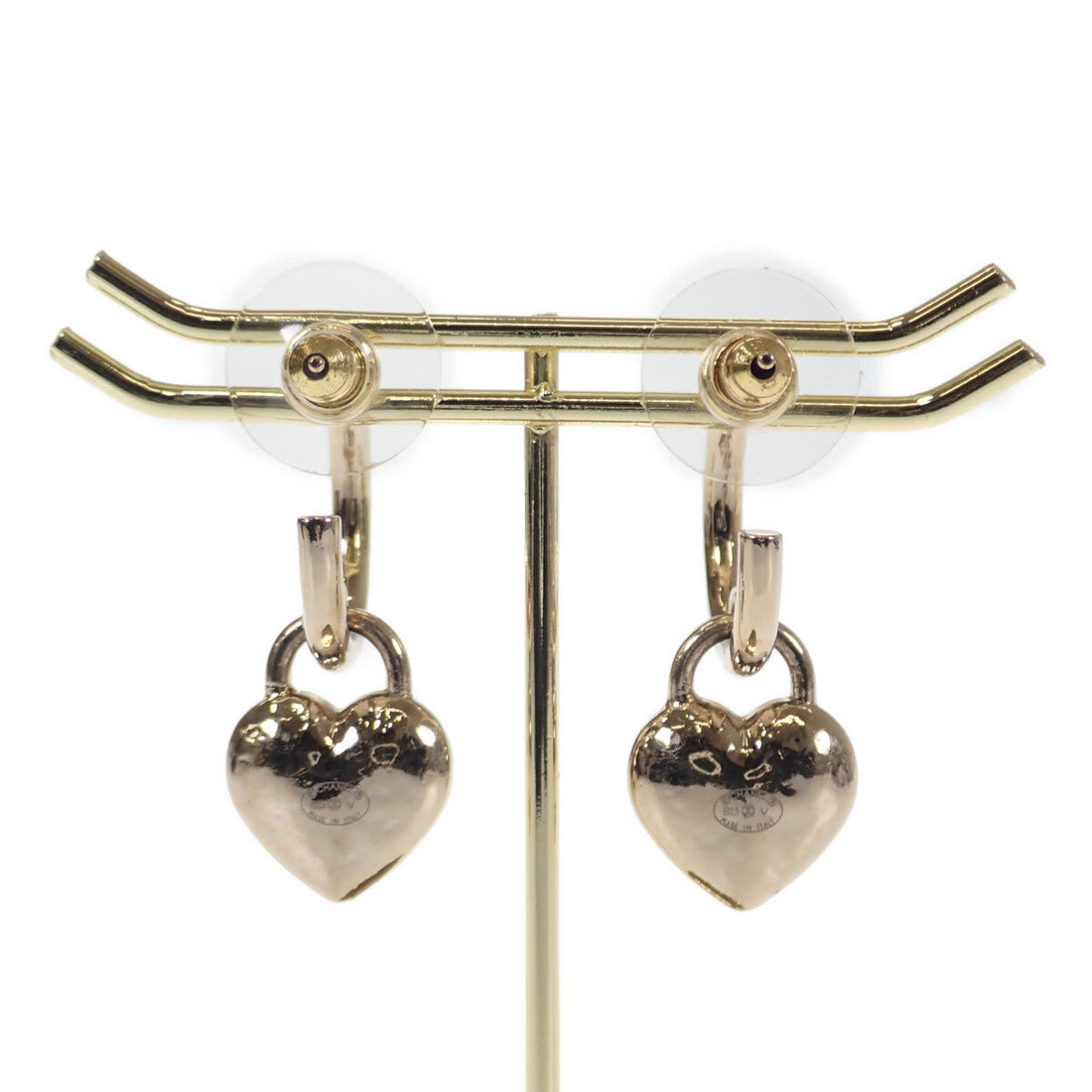 Chanel CC Heart Lock Hoop Earrings Metal Earrings AB9094  in Good condition