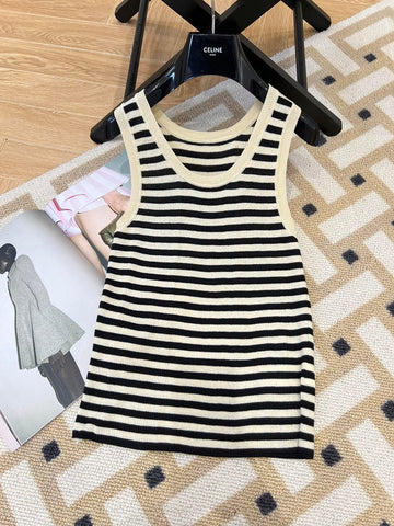 Makersluxe - LOP Women Clothes - 100
